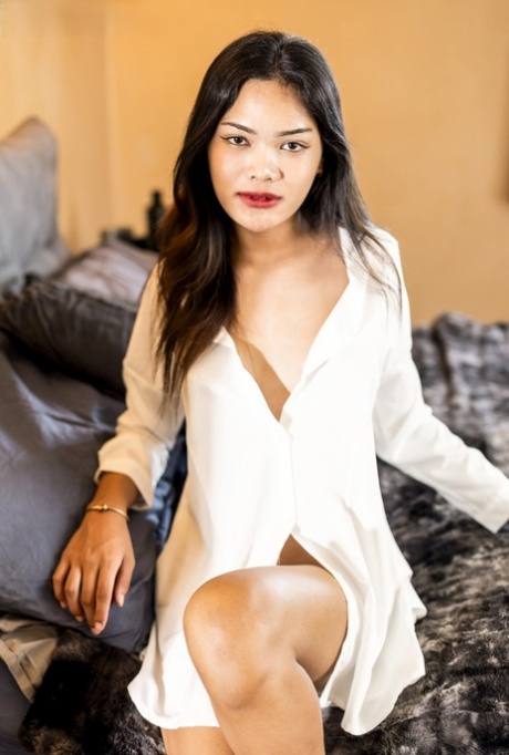 Asian TGirl performed by Rina Sex Images
