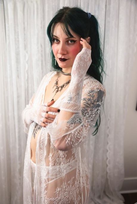 Grooby Girls featuring MJ Wylde Sex Photos